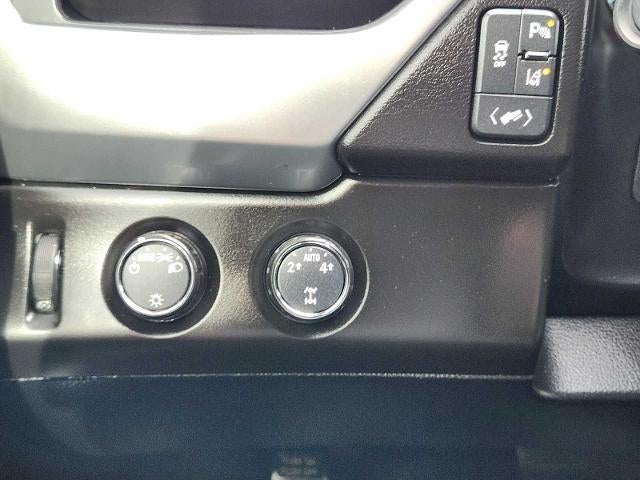 2015 Chevrolet Suburban LT