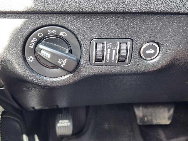 2017 Dodge Charger SXT