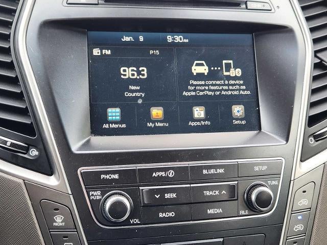 2017 Hyundai Santa Fe SE