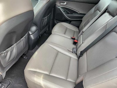 2017 Hyundai Santa Fe SE