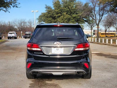 2017 Hyundai Santa Fe SE