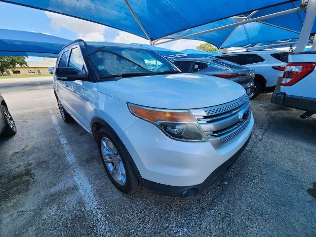 2014 Ford Explorer XLT's photo