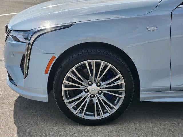 2022 Cadillac CT4 Premium Luxury