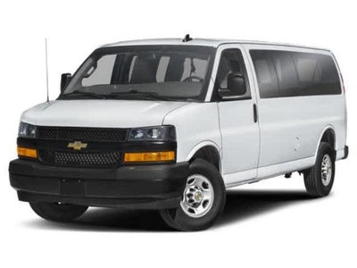 2024 Chevrolet Express Passenger 3500 1LT
