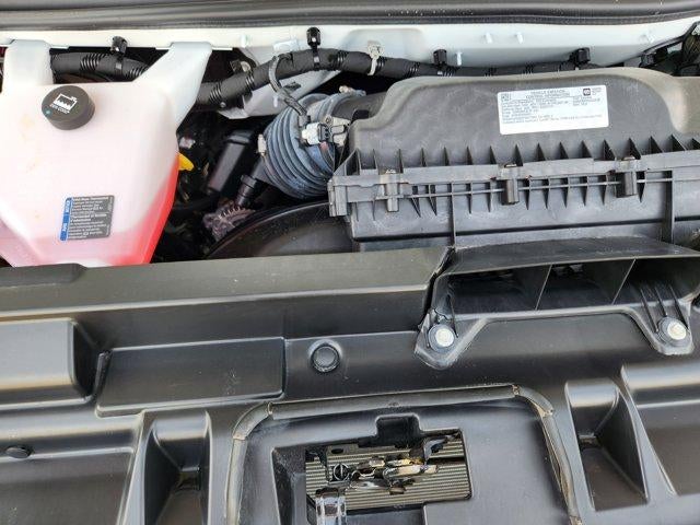 2025 Chevrolet Express Cutaway 3500 Base