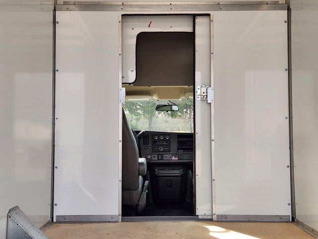 2025 Chevrolet Express Cutaway 3500 Base