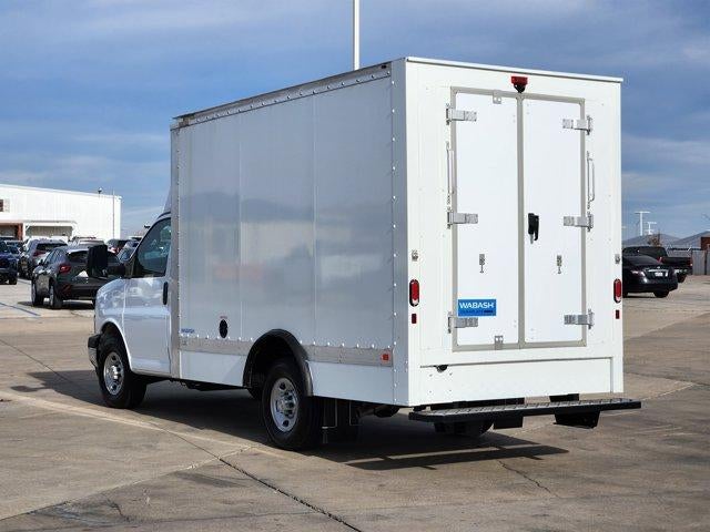 2025 Chevrolet Express Cutaway 3500 Base