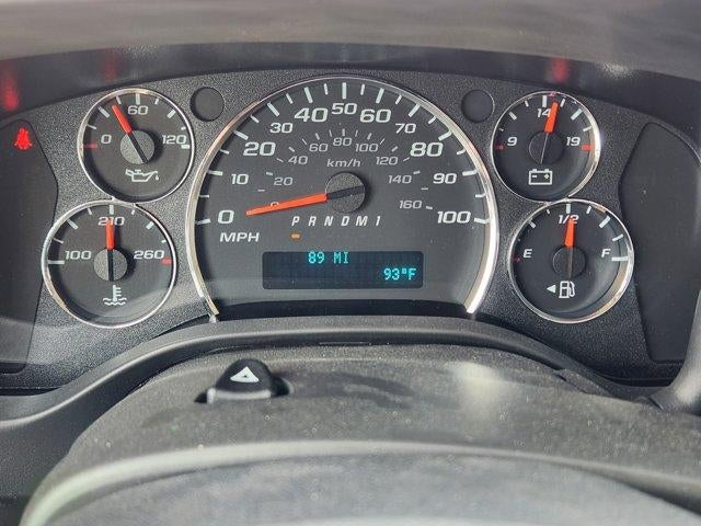 2025 Chevrolet Express Cutaway 3500 Base