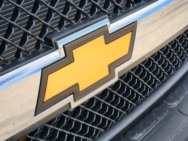 2025 Chevrolet Express Cutaway 3500 Base