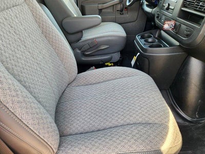 2025 Chevrolet Express Cutaway 3500 Base