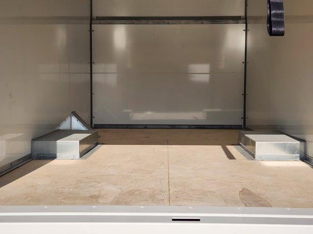 2025 Chevrolet Express Cutaway 3500 Base