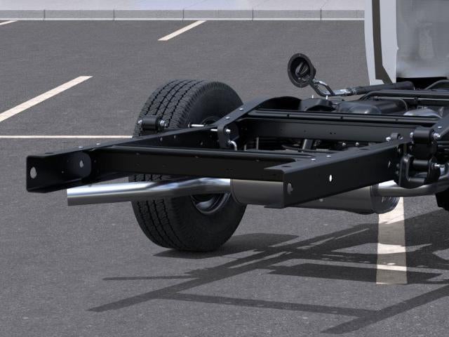 2025 Chevrolet Express Cutaway 3500 Base