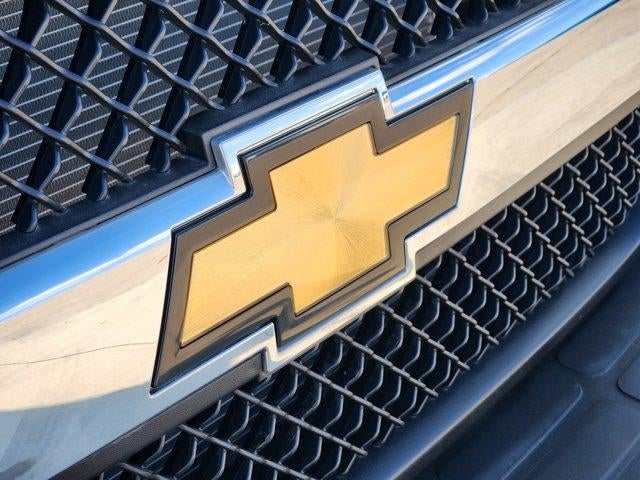 2025 Chevrolet Express Cutaway 3500 Base