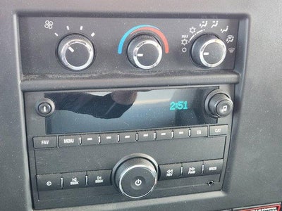 2025 Chevrolet Express Cutaway 3500 Base