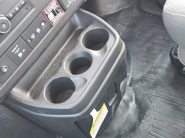 2025 Chevrolet Express Cutaway 3500 Base