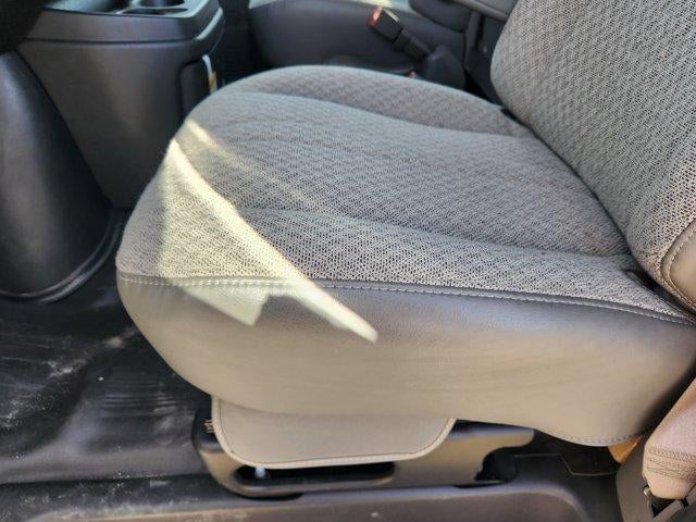 2025 Chevrolet Express Cutaway 3500 Base