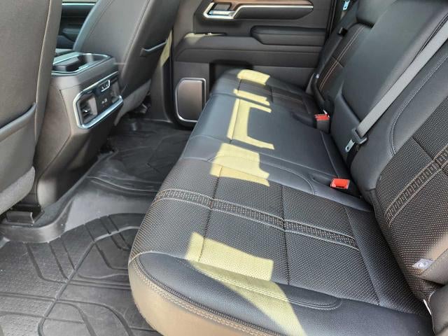 2025 Chevrolet Silverado 3500 HD High Country DRW