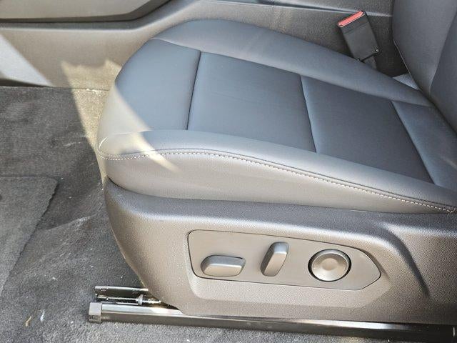 2026 Chevrolet Colorado LT - Photo 17