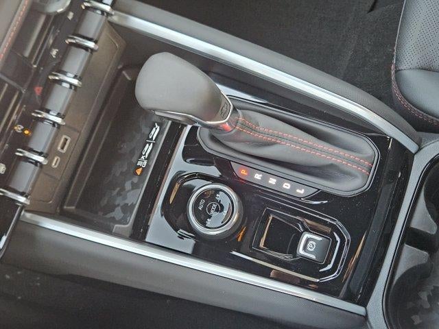 2026 Chevrolet Colorado Z71 - Photo 15