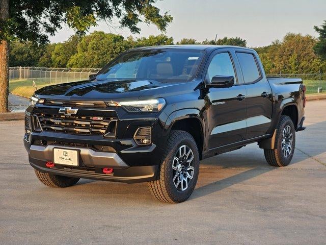 2026 Chevrolet Colorado Z71 - Photo 2