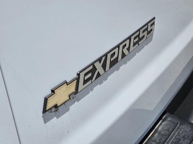 2025 Chevrolet Express Cargo 2500 Base
