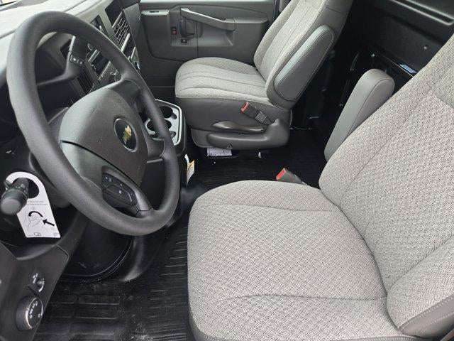 2025 Chevrolet Express Cargo 2500 Base