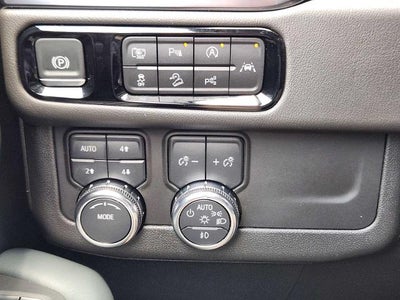 2025 GMC Yukon AT4