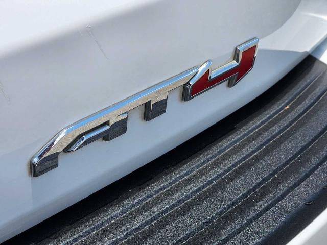 2025 GMC Yukon AT4