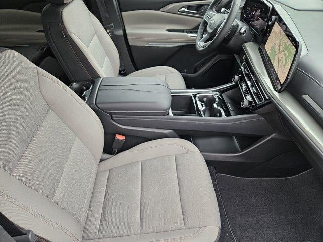 2027 Chevrolet Traverse LT - Photo 10