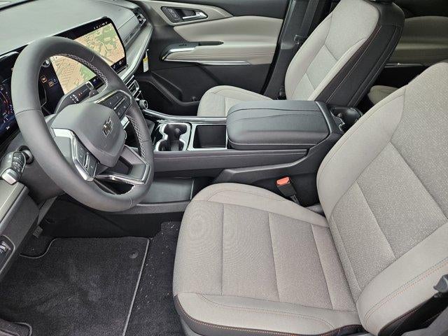 2027 Chevrolet Traverse LT - Photo 9