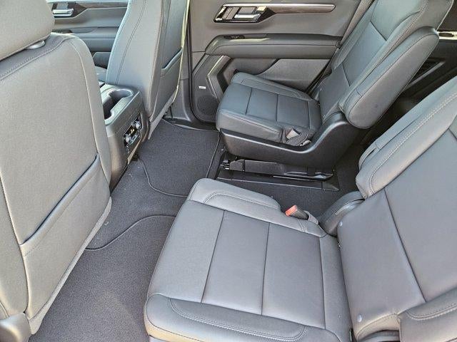 2027 Chevrolet Tahoe Z71 - Photo 20