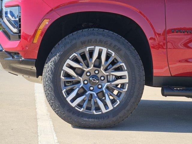 2027 Chevrolet Tahoe Z71 - Photo 7