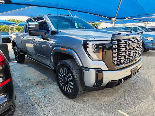 2025 GMC Sierra 4WD Crew Cab Long Box Denali Ultimate's photo