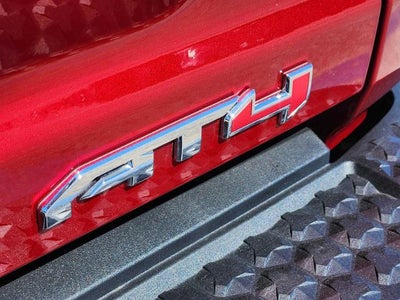 2024 GMC Canyon AT4