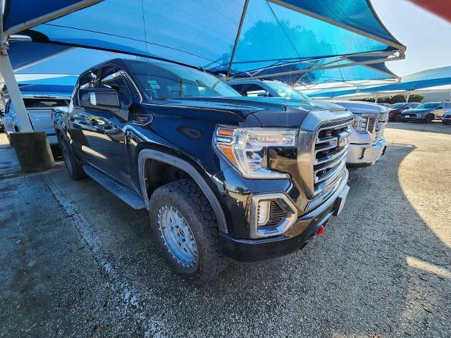 2022 GMC Sierra 4WD Crew Cab Short Box AT4's photo