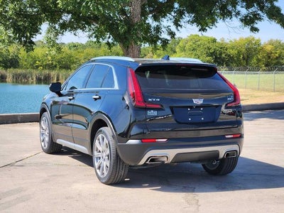 2023 Cadillac XT4 FWD Premium Luxury