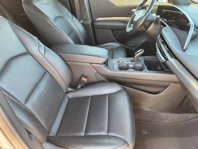 2024 Cadillac XT4 Premium Luxury