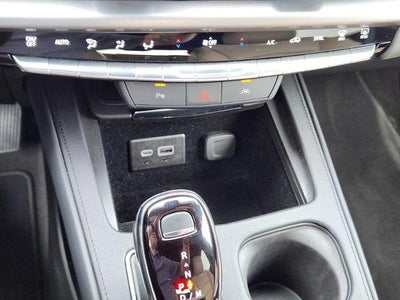 2025 Cadillac XT4 Premium Luxury