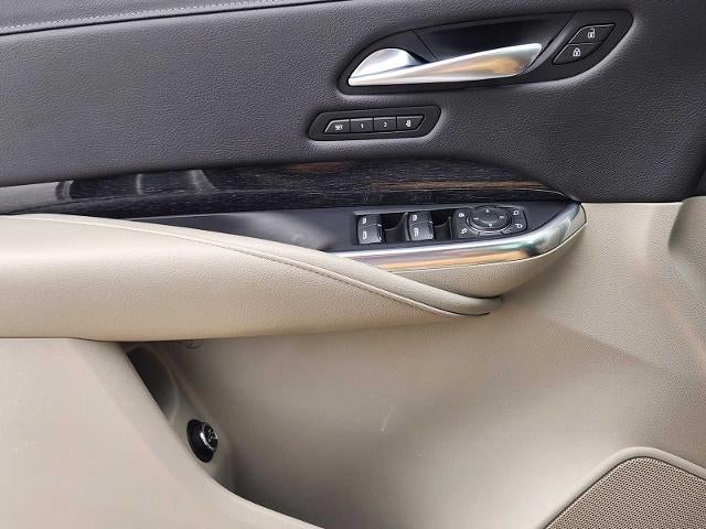 2021 Cadillac XT4 FWD Premium Luxury
