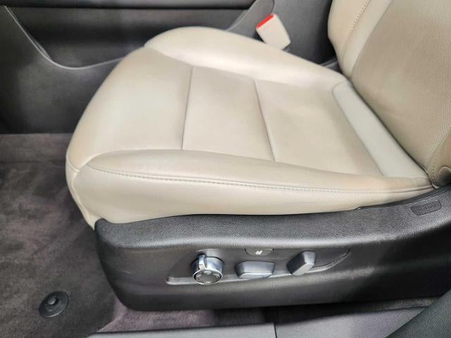 2021 Cadillac XT4 FWD Premium Luxury