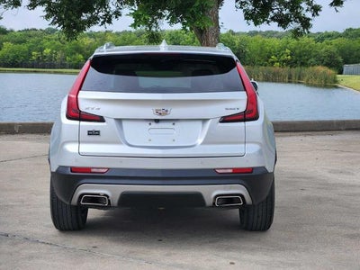 2021 Cadillac XT4 FWD Premium Luxury