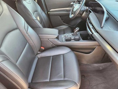 2024 Cadillac XT4 Premium Luxury