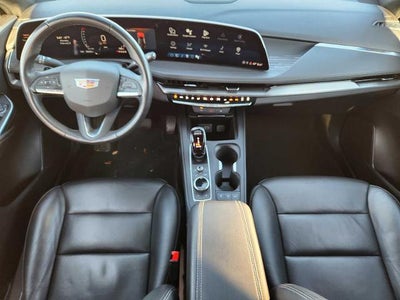 2024 Cadillac XT4 Premium Luxury