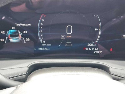 2025 Cadillac XT4 Premium Luxury