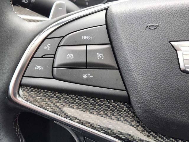 2025 Cadillac XT5 Sport