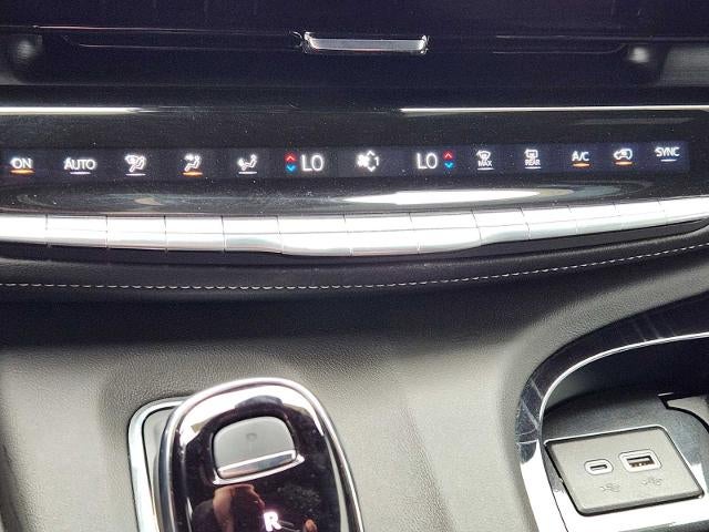 2024 Cadillac Escalade Sport