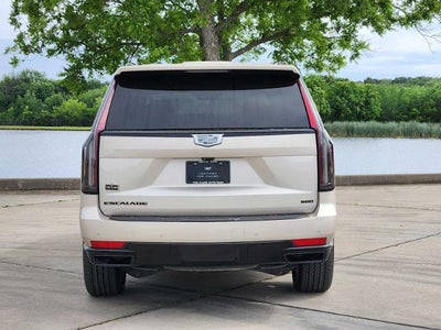 2022 Cadillac Escalade Sport