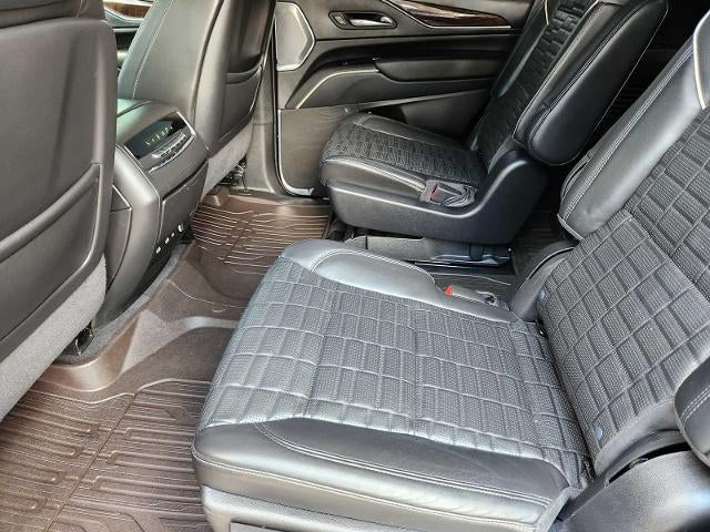 2023 Cadillac Escalade Sport Platinum