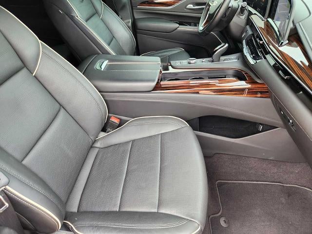 2023 Cadillac Escalade ESV Premium Luxury