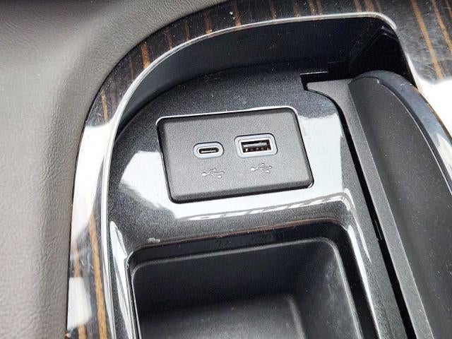 2023 Cadillac Escalade ESV Sport